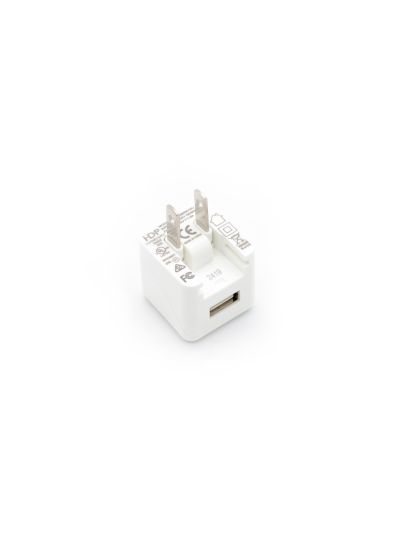 USB tápegység kábellel fehér